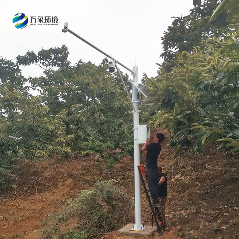 泥水位監(jiān)測(cè)站可同時(shí)測(cè)量渠道內(nèi)水位、降雨量